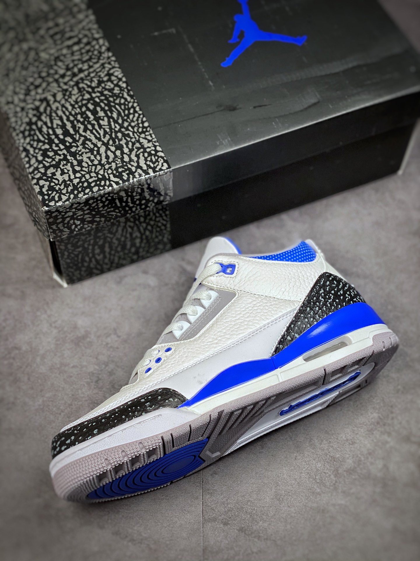 280 Air Jordan 3 Retro ”Racer Blue” 赛车蓝 CT8532-145