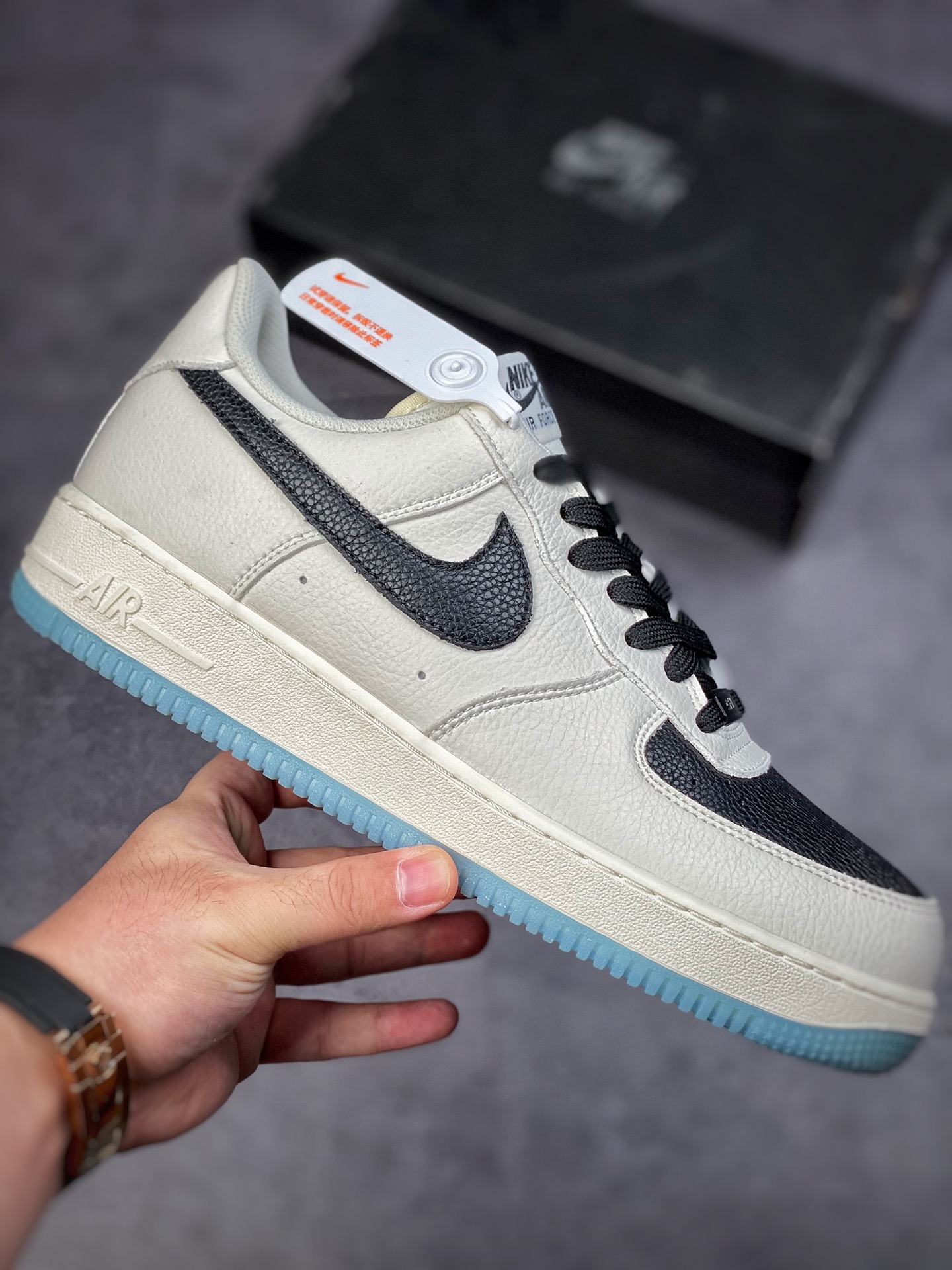 200 Nike Air Force 1 Low 07 米黑蓝 CU6603-113