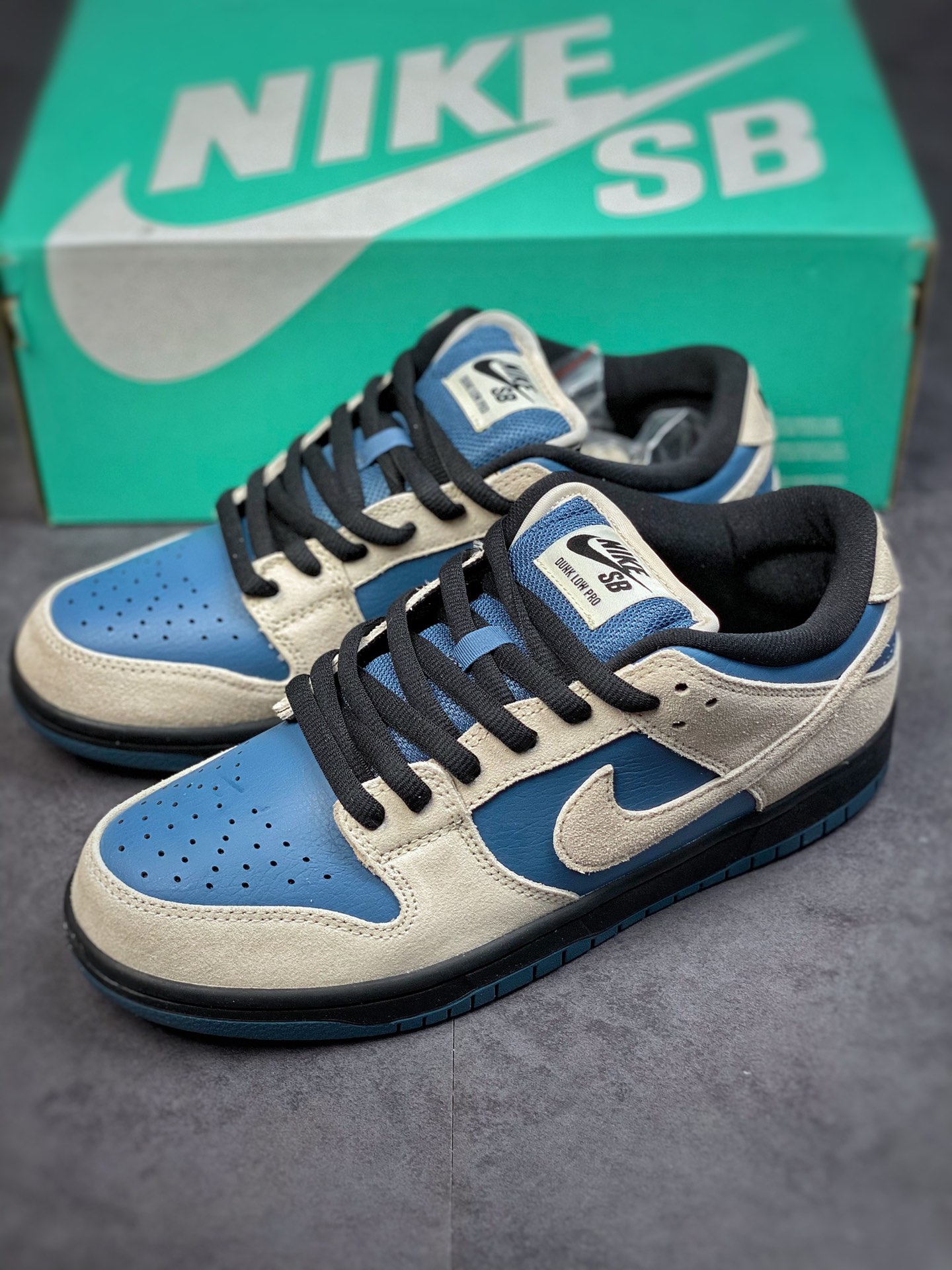 260 Nike Dunk SB Low pro 灰蓝配色 BQ6817-200