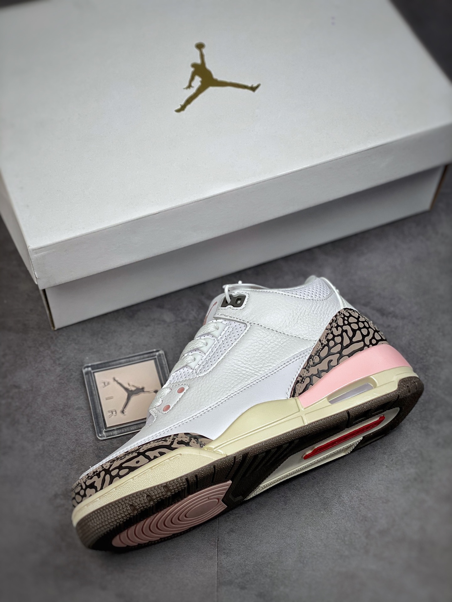 280 Air Jordan 3 Retro ”Dark Mocha” 樱花 白棕粉 CK9246-102
