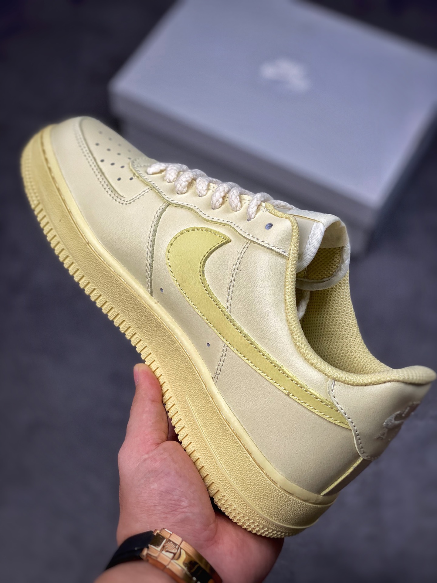 220 Nike Air Force 1 Low 07 奶黄字母 CW2288-111