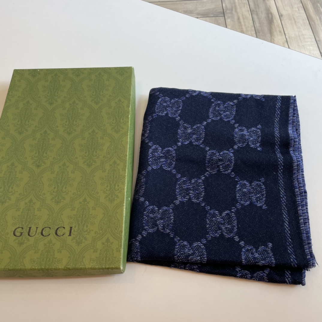 Gucci Scarf Wool Winter Collection