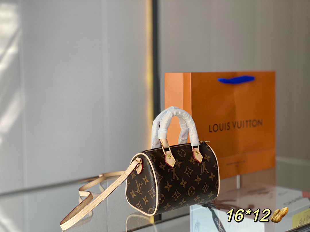 J5 size：16*12cm  Louis Vuitton 路易威登 LV  ss2022 S代购渠道 台湾客定老花+五金+黄皮