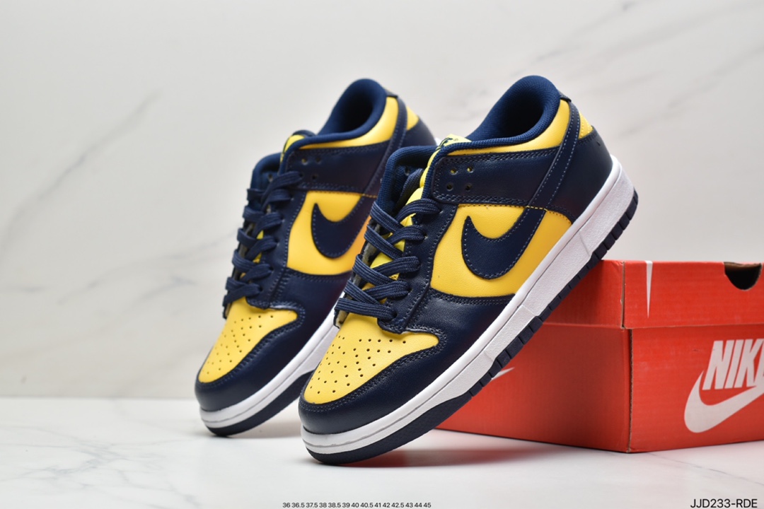130 耐克 Nike SB Zoom Dunk Low 板鞋 系列