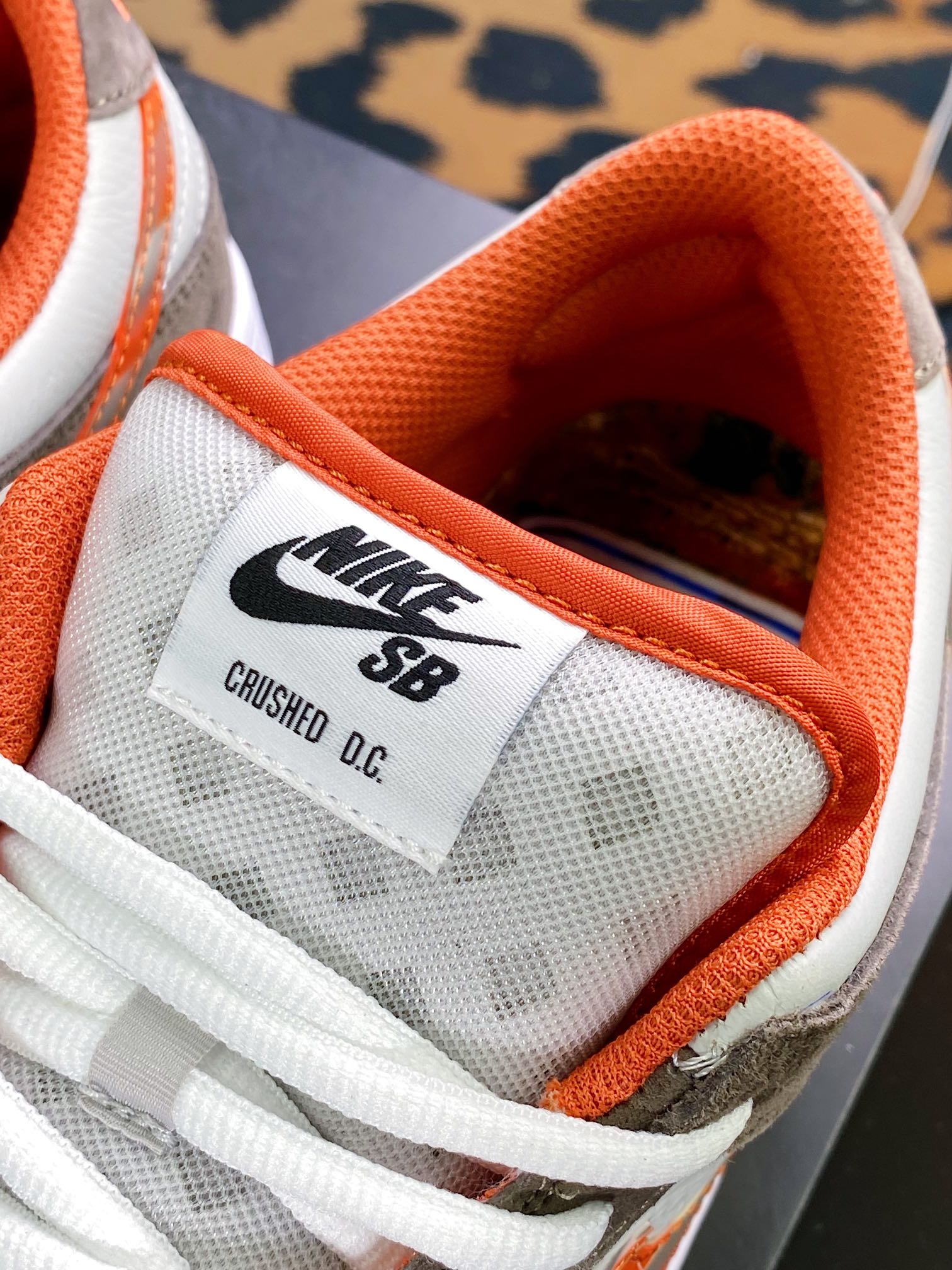 360 Crushed D.C x SB Dunk Low”Crushed D.C”扣篮系列低帮休闲运动滑板板鞋“摩卡灰橙大理石”DH7782-001