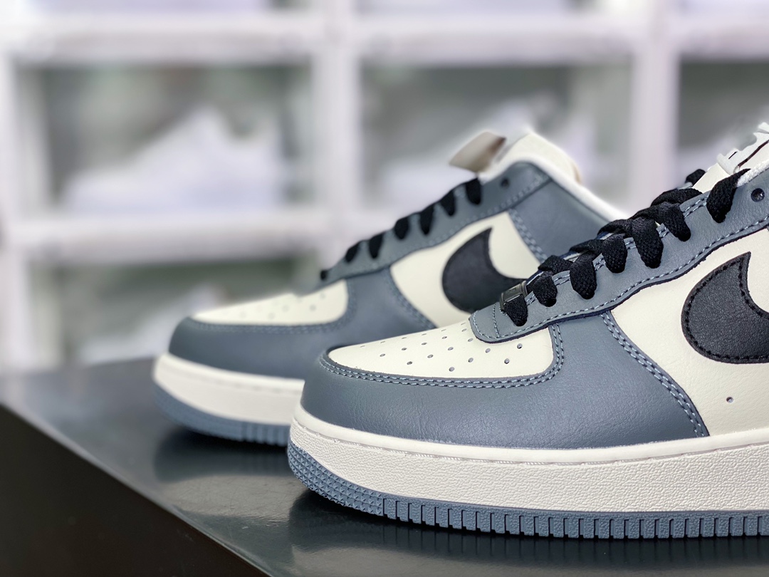 200 By You Air Force 1'07 Low Retro SP空军一号低帮经典百搭休闲运动板鞋“皮革水泥灰米白黑”FD9063-100