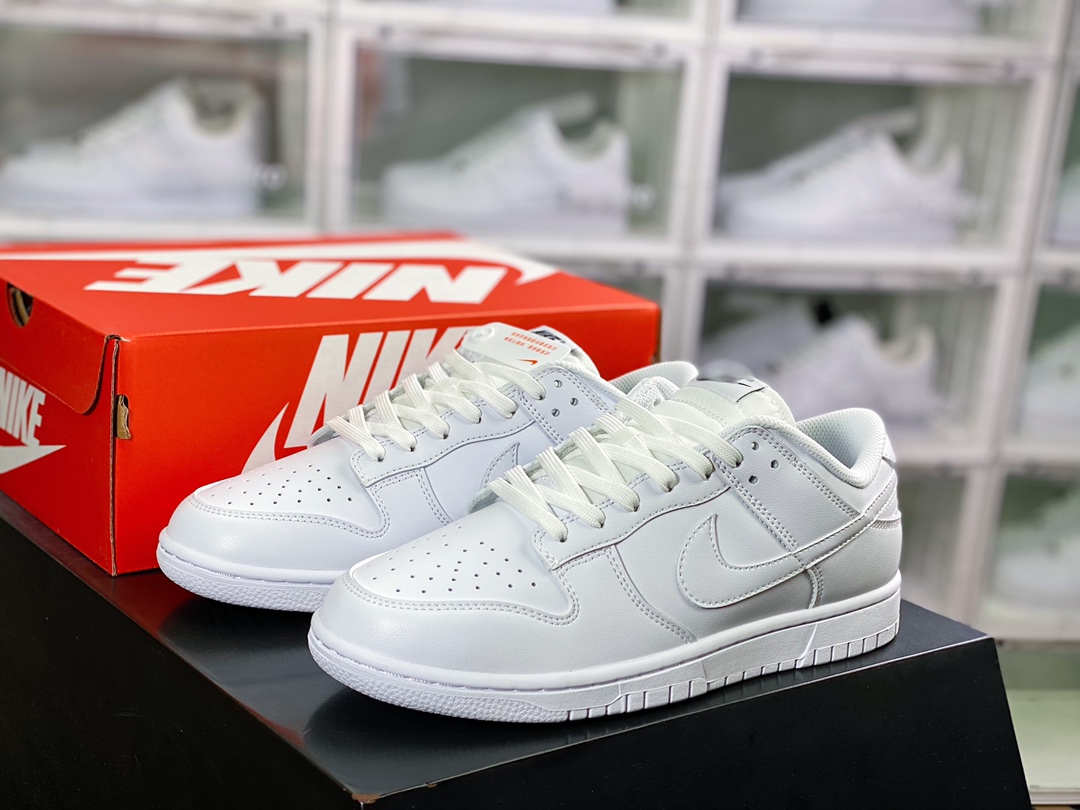 220  WMNS SB Dunk Low”UV White/Blue And White Porcelain”扣篮系列低帮休闲运动滑板板鞋“皮革纯白”DD1503-109
