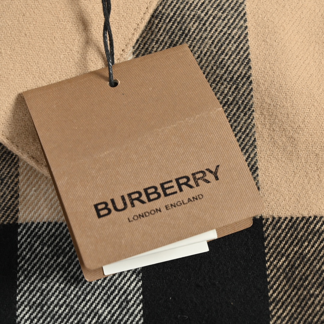 Burberry/巴宝莉 22Fw 大格纹衬衫外套