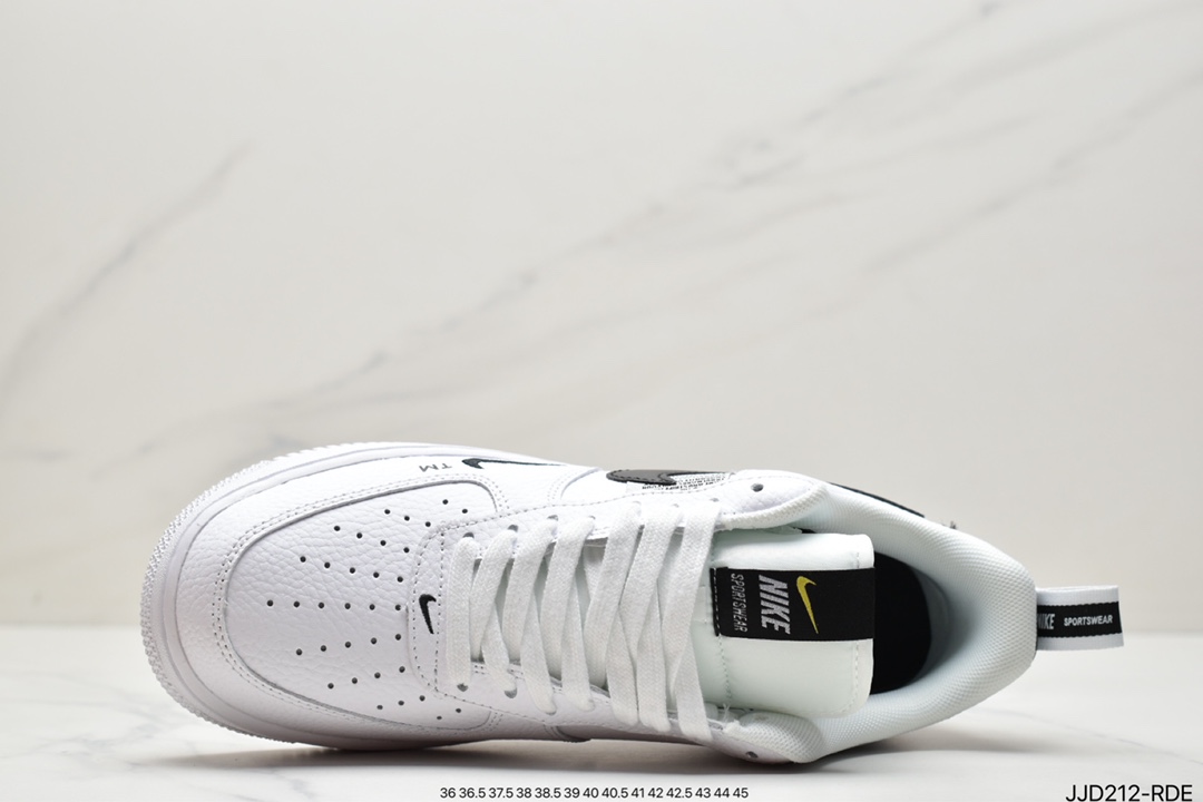 130 耐克/Nike Air Force 1 Utility White BLACK 白黑结构 AJ7747-100