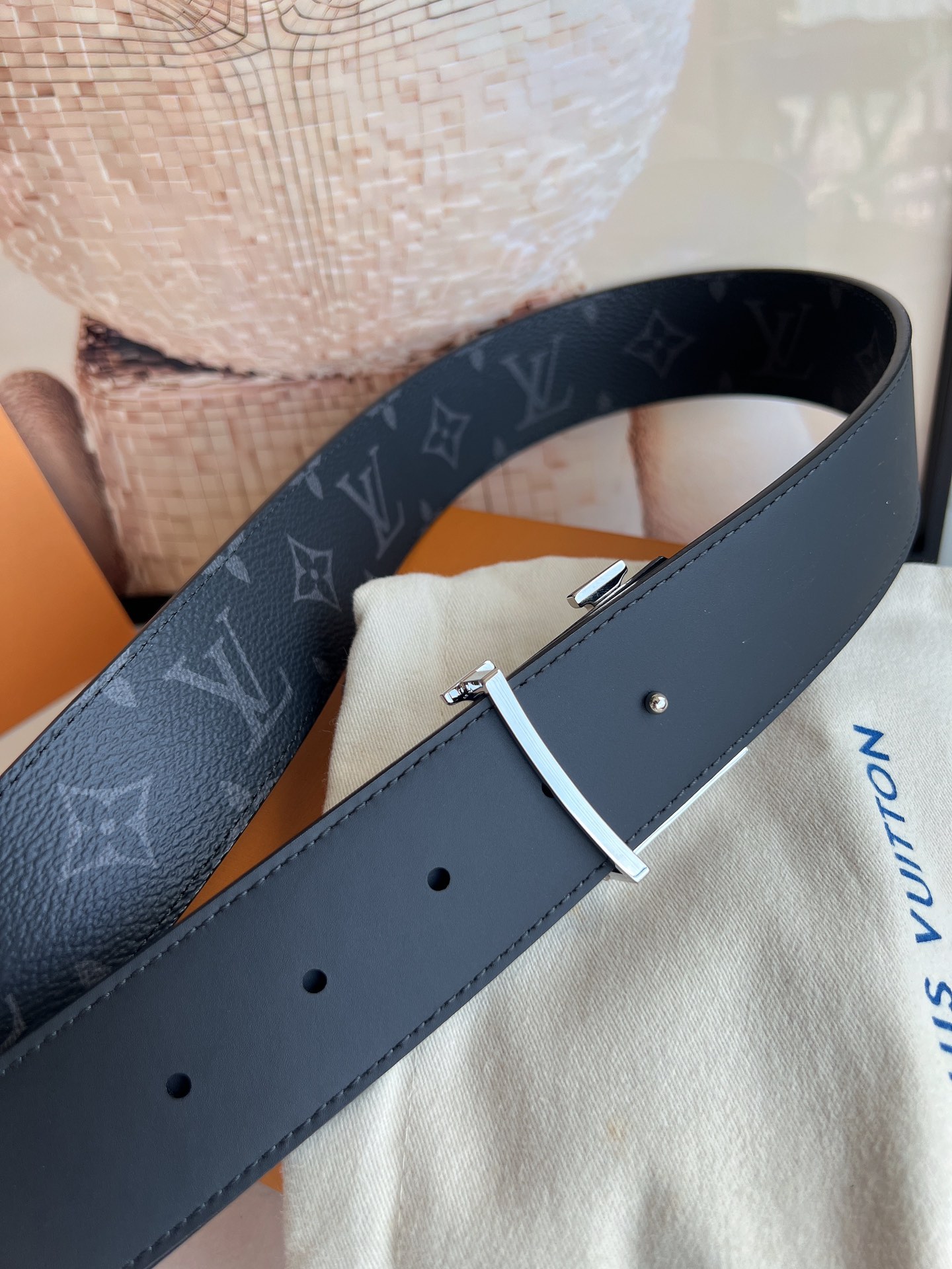 LV/路易威登   2022新款男士商务腰带4.0cm