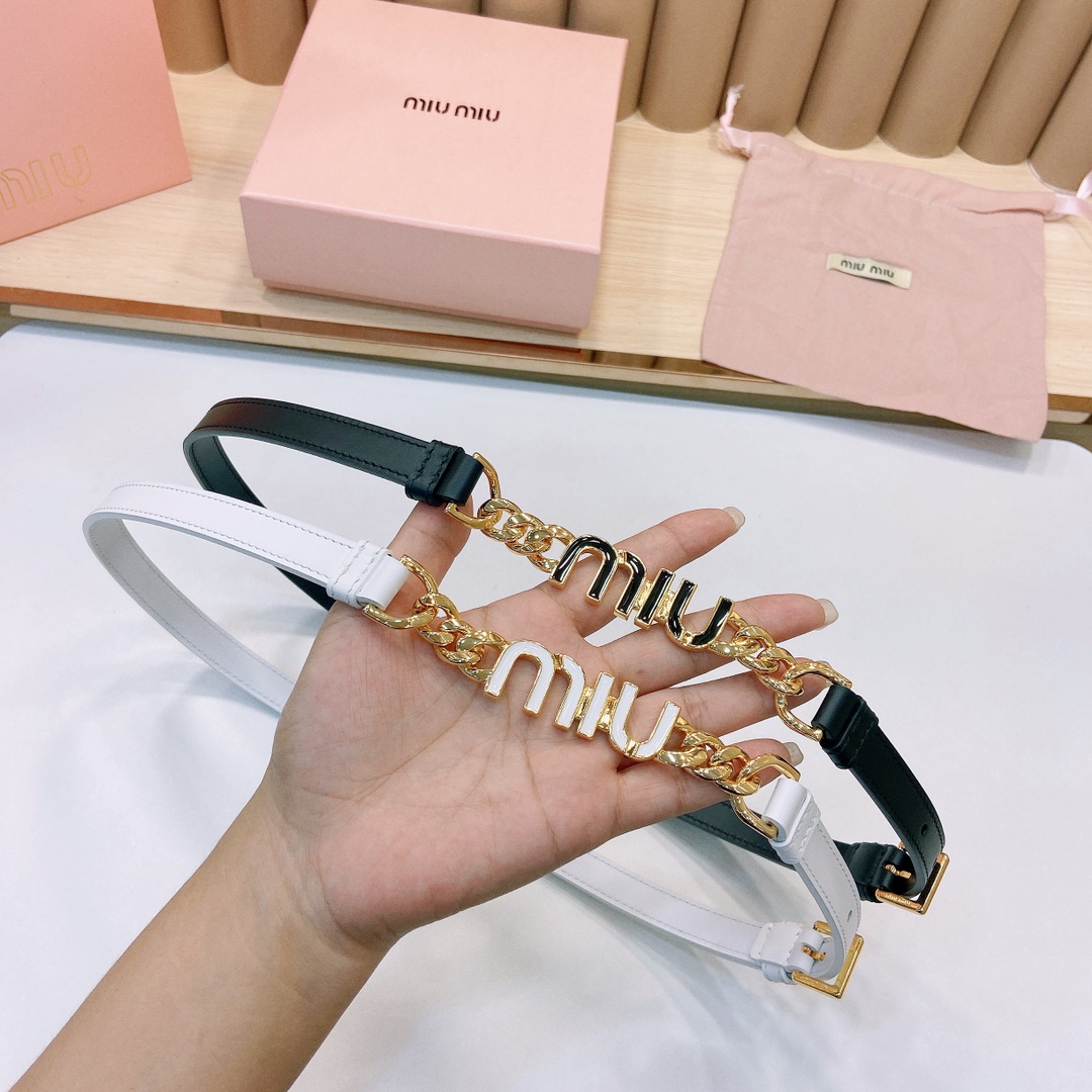 MiuMiuOversize涂珐琅金
