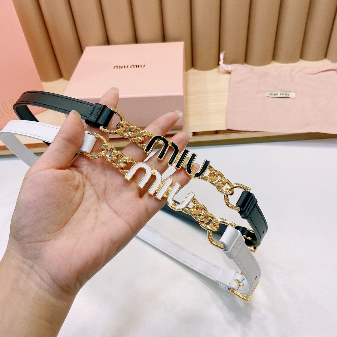 MiuMiuOversize涂珐琅金