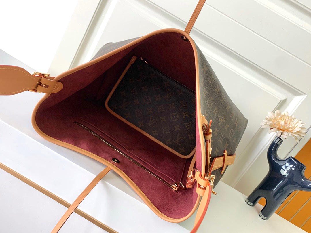 CarryAll MM Monogram Canvas - Handbags - Louis Vuitton M46197