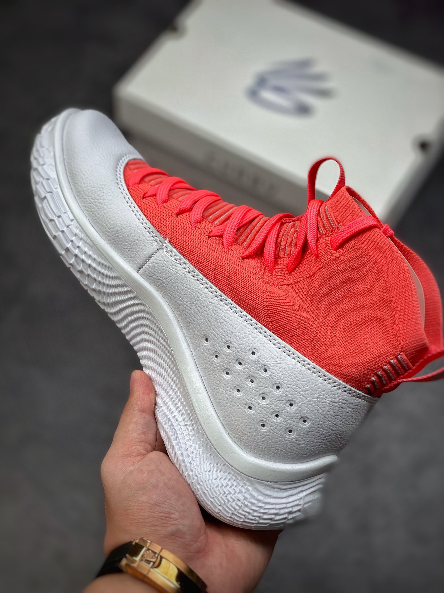 220 Under Armour Curry 4库里4代 Flotro实战篮球鞋白红3024861-100