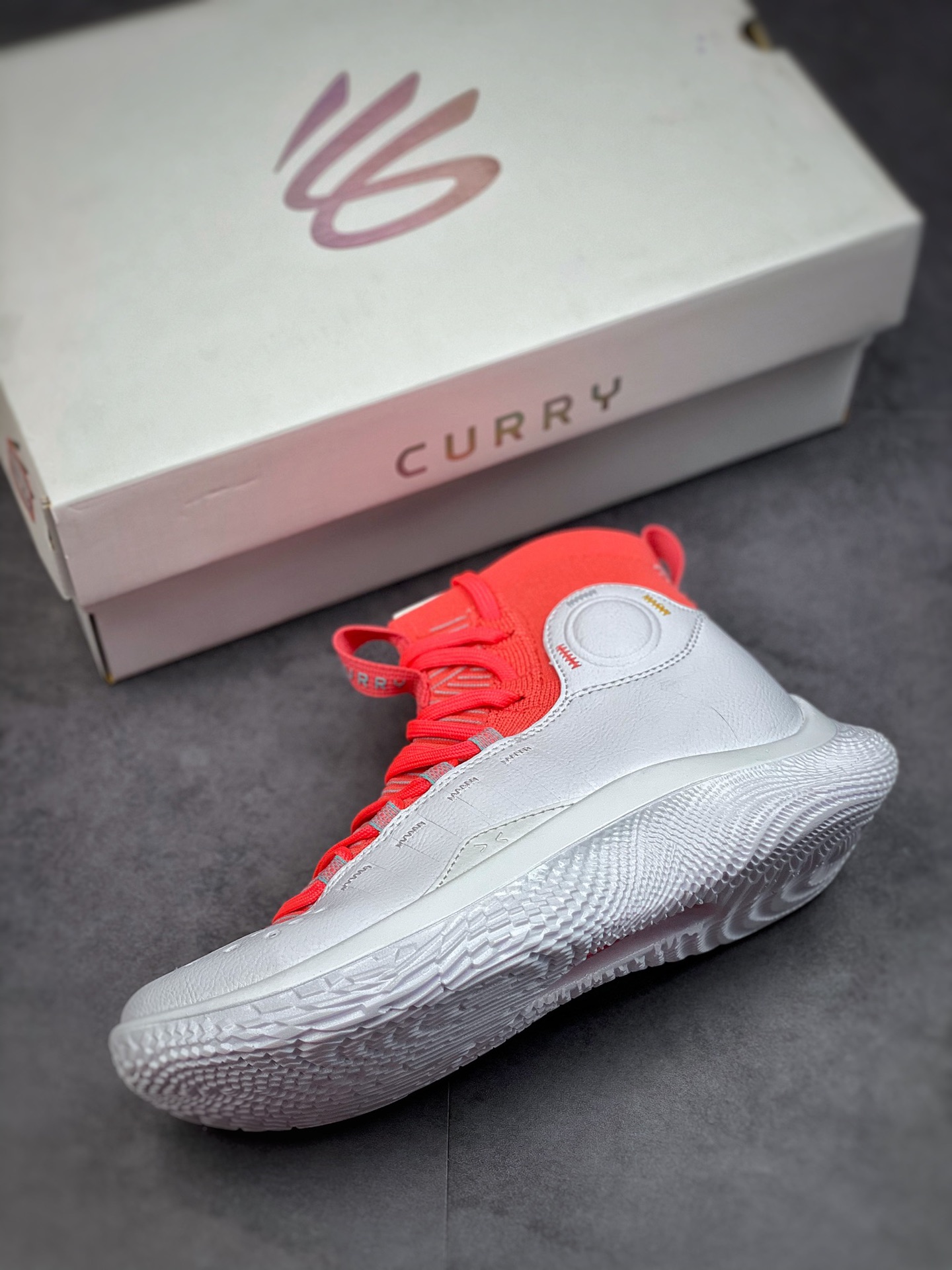 220 Under Armour Curry 4库里4代 Flotro实战篮球鞋白红3024861-100