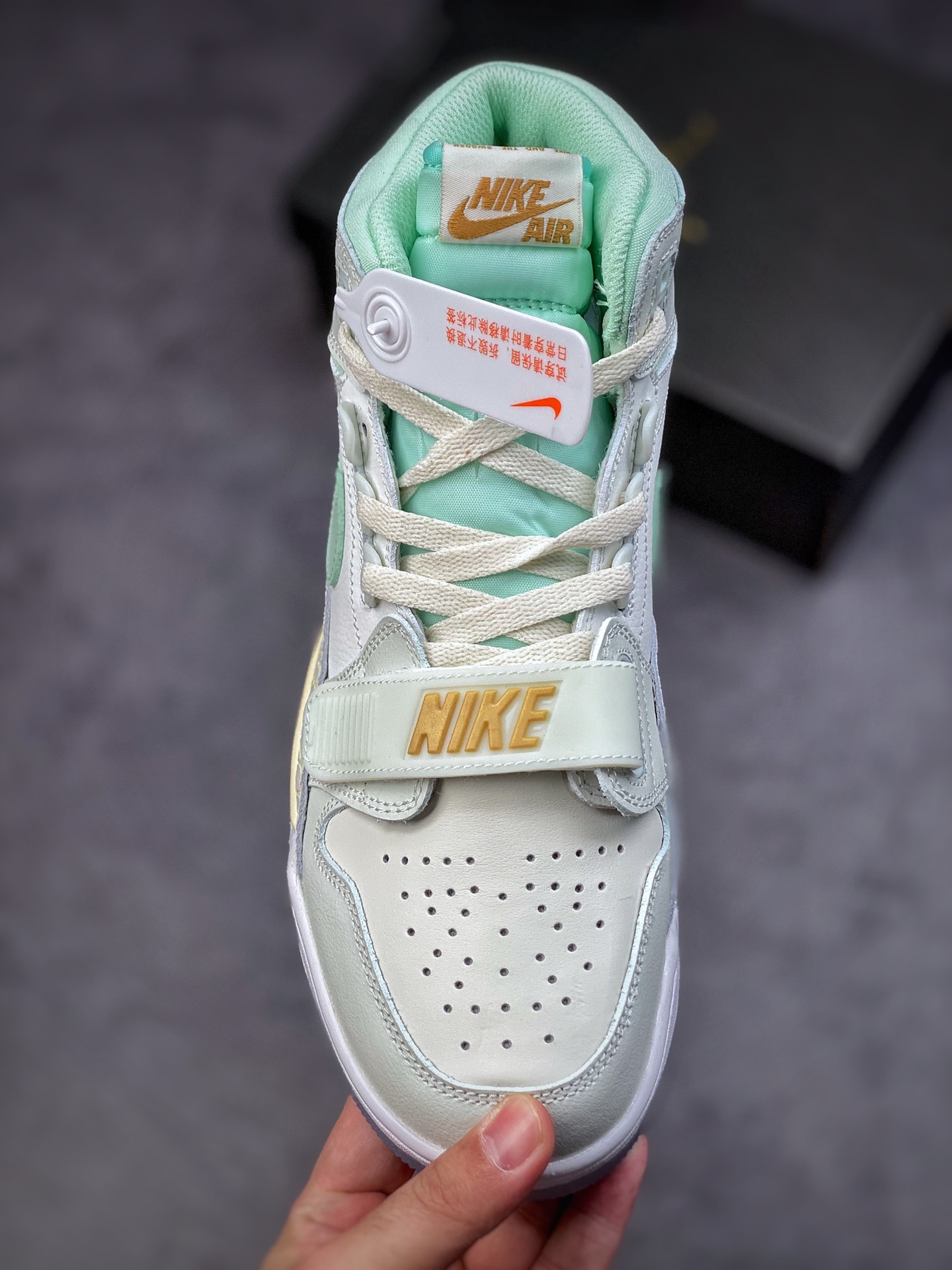 240 Air Jordan Legacy 312 薄荷绿 DR8486-131