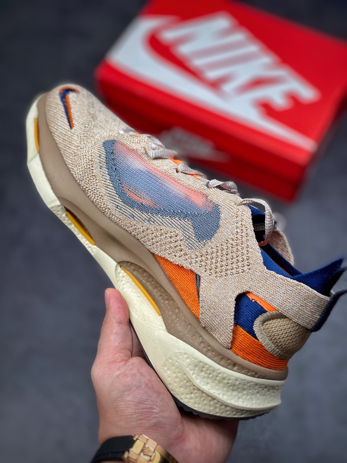 250 Nike Spark Flyknit 新款 整双鞋以燕麦色为主调DD1901-200