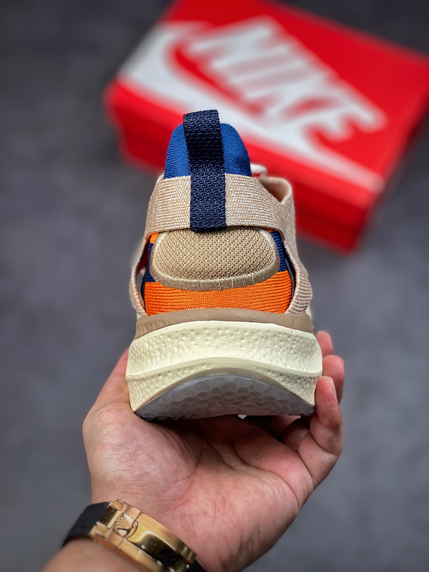 250 Nike Spark Flyknit 新款 整双鞋以燕麦色为主调DD1901-200