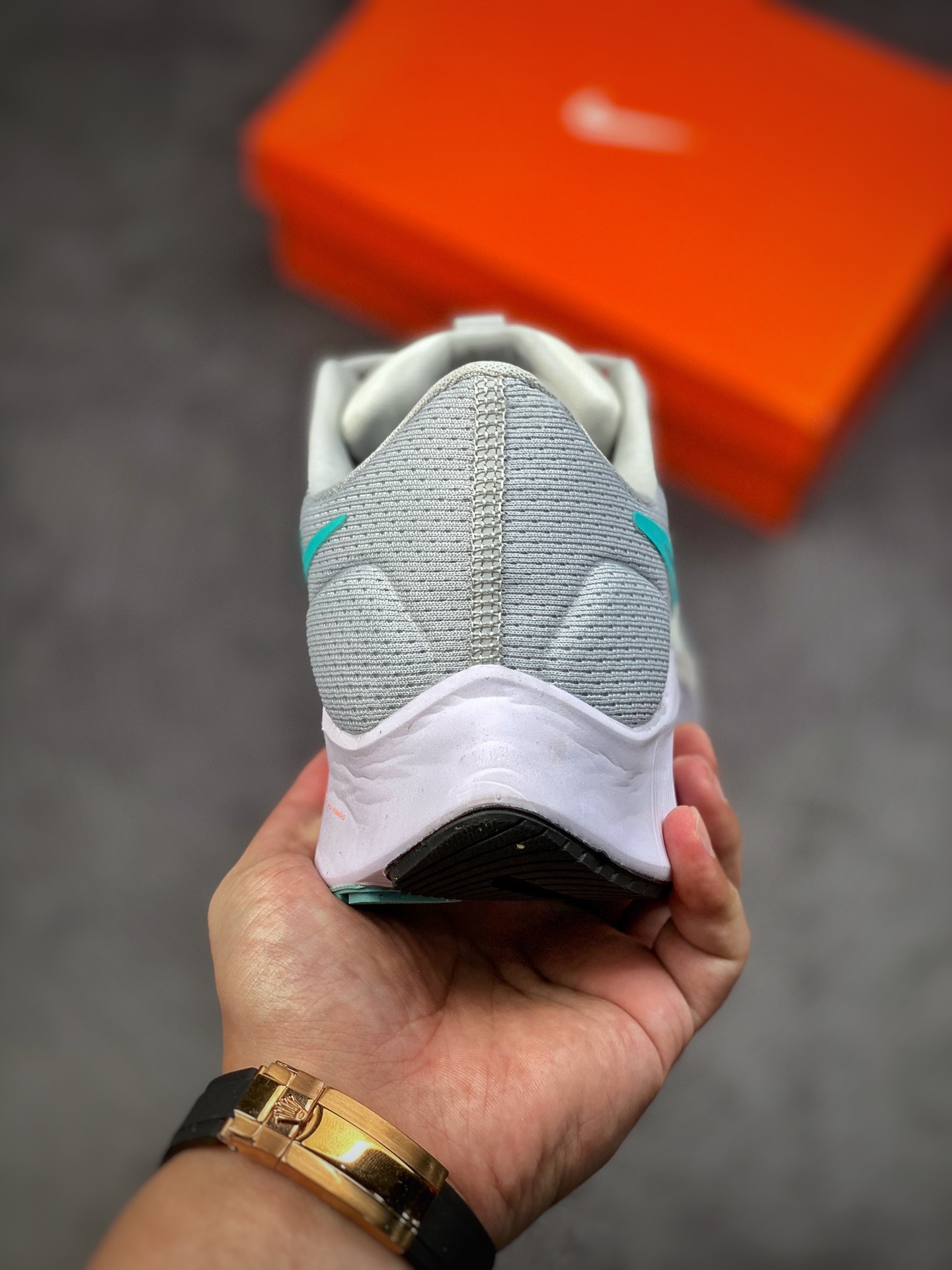 170 Air Zoom Pegasus 38飞马系列 CW7356-105