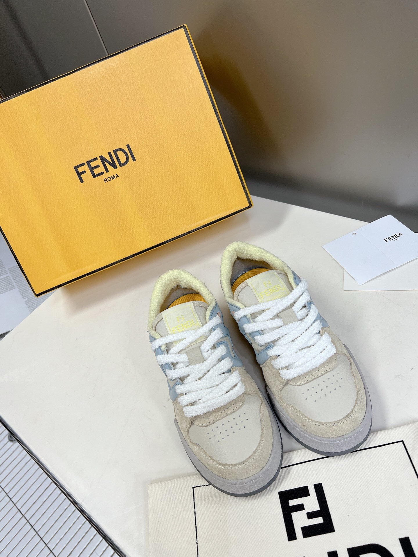 男装10Fendi芬迪2022新春爆款系列情侣休闲运动鞋FDmatch原版7200购入一比一复刻设计师K