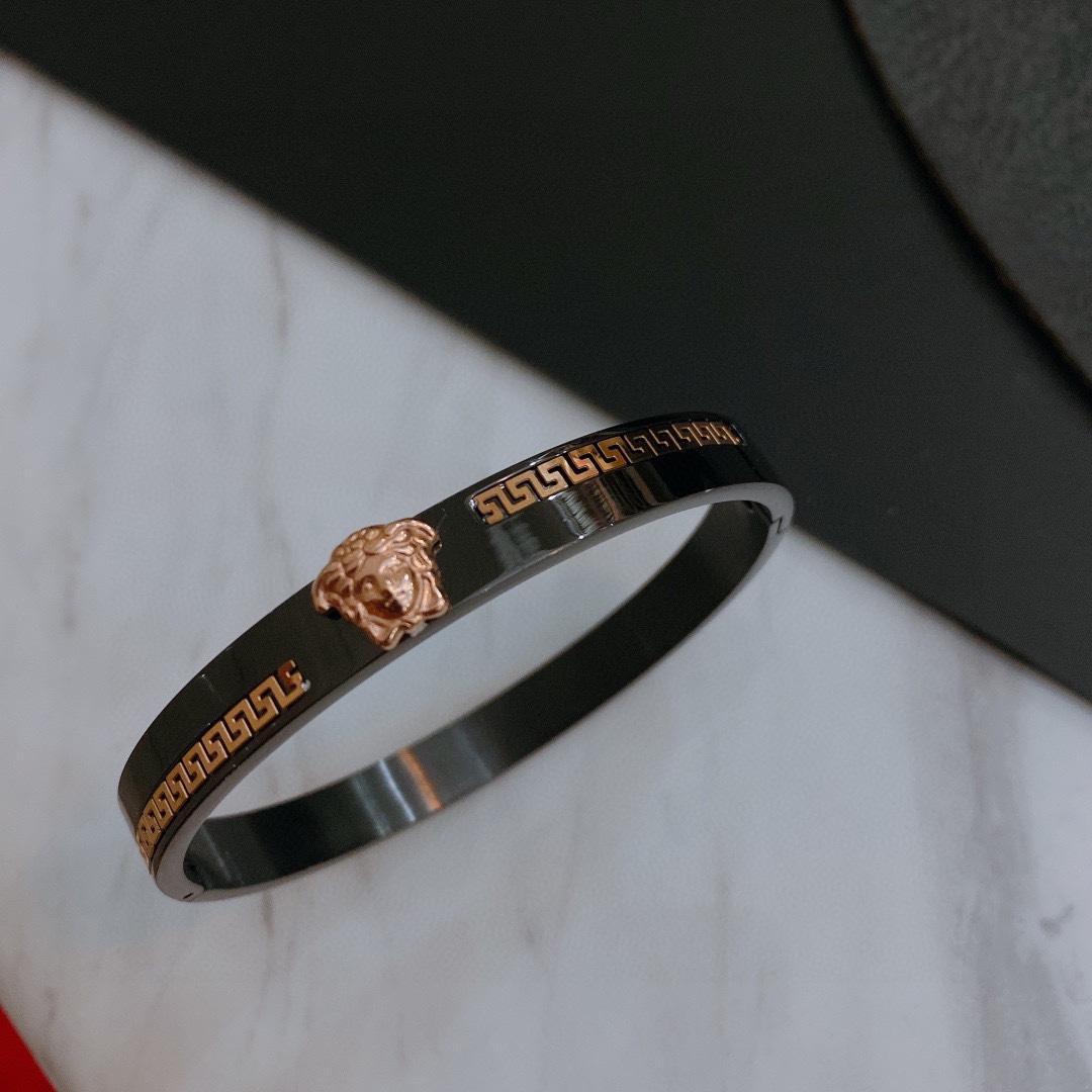 Versace Jewelry Bracelet Set With Diamonds