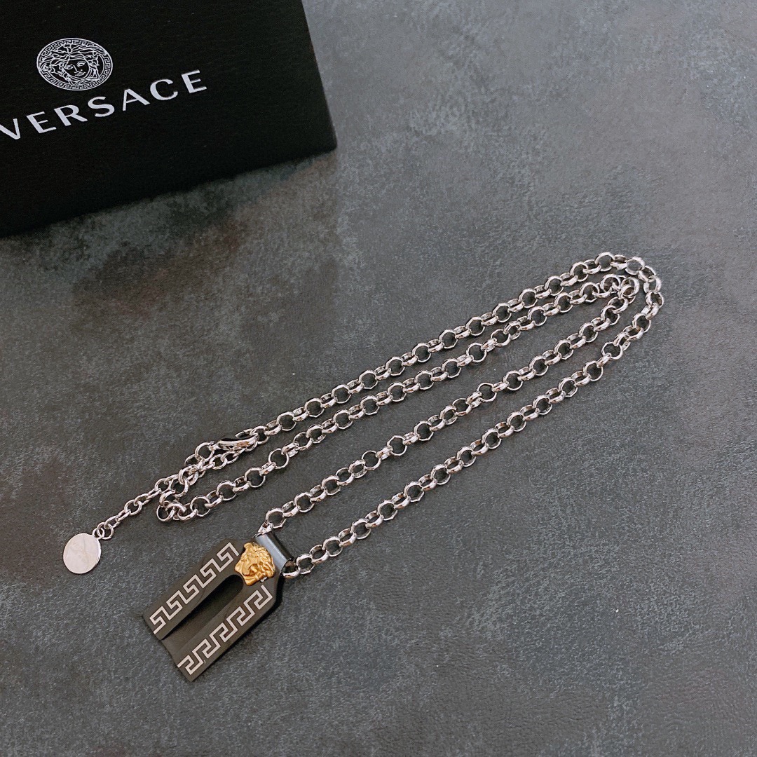 Versace Jewelry Necklaces & Pendants Spring/Summer Collection