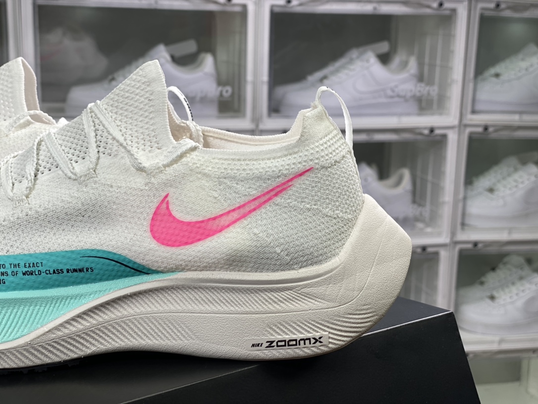 200 耐克ZoomX Vaporfly NEXT%”White/Pink/South Coast Blue”破2系列慢跑鞋DM4386-101