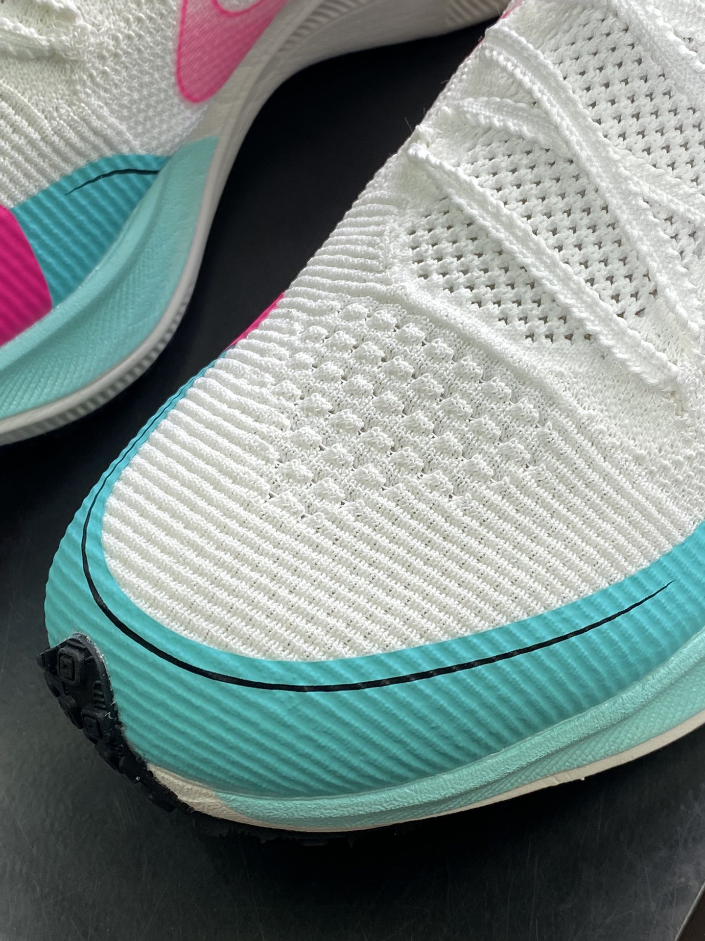 200 耐克ZoomX Vaporfly NEXT%”White/Pink/South Coast Blue”破2系列慢跑鞋DM4386-101