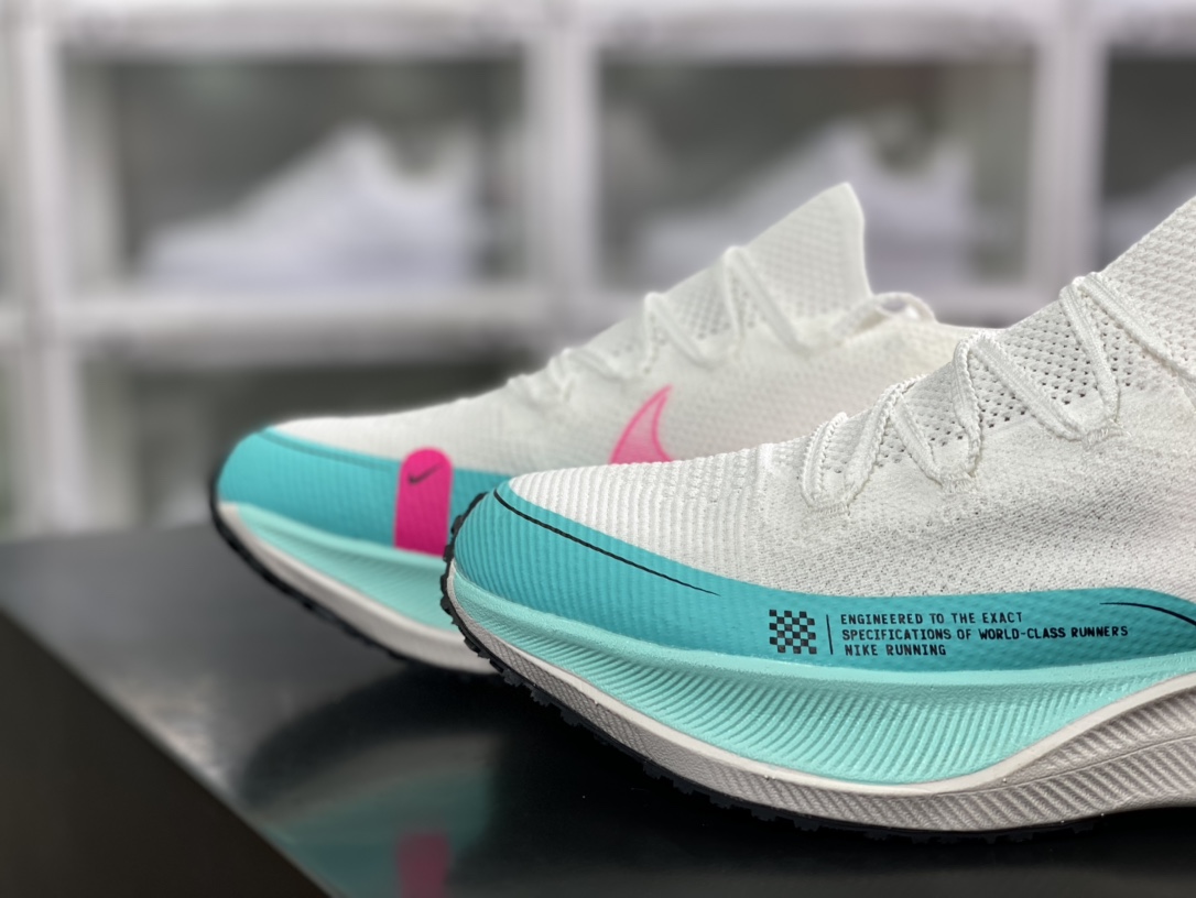 200 耐克ZoomX Vaporfly NEXT%”White/Pink/South Coast Blue”破2系列慢跑鞋DM4386-101