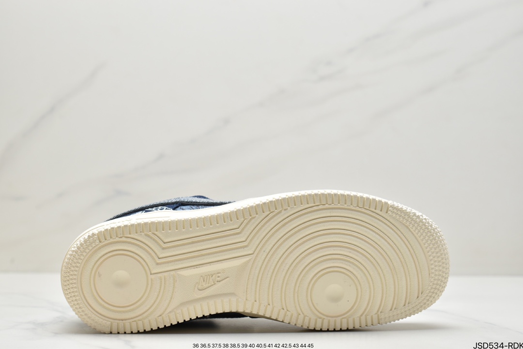 200 赤耳丹宁 牛仔 NIKE 便携手「3×1 右斜纹」为灵感命名的纽约905345-402