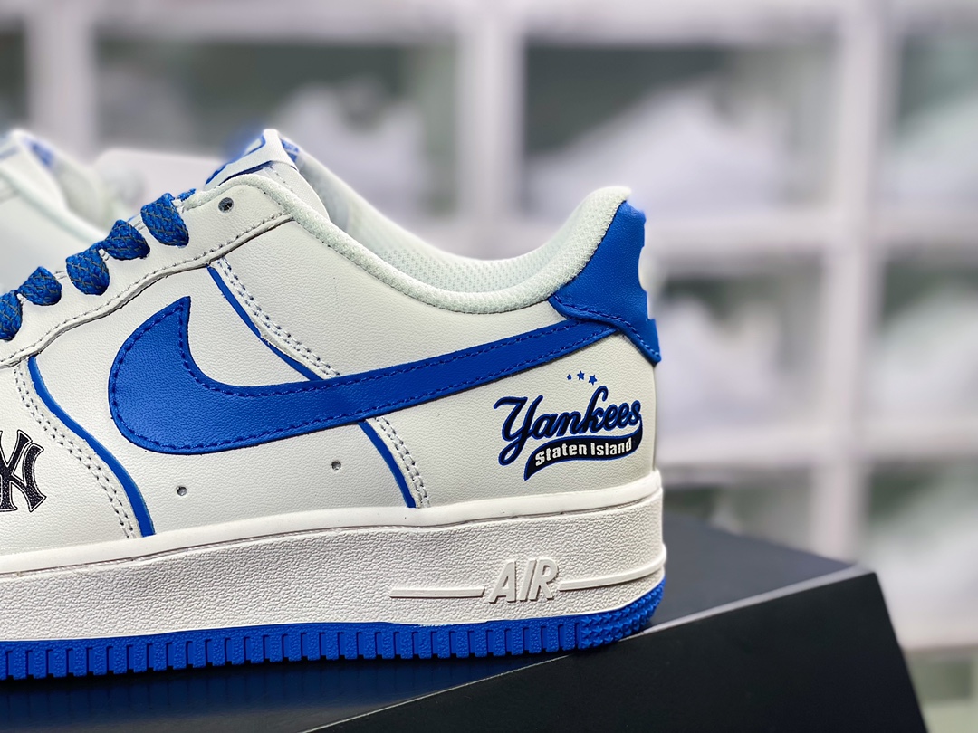 240 MLB x Air Force 1 Low”MLB/Blue”空军一号低帮经典百搭休闲运动板鞋“皮革米白宝蓝边NY印花”BS8806-522