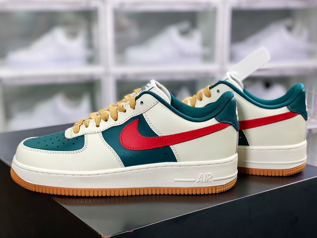 200 Nike By You Air Force 1'07 Low Retro SP空军一号低帮经典百搭休闲运动板鞋“皮革白绿暗红”FD9063-163