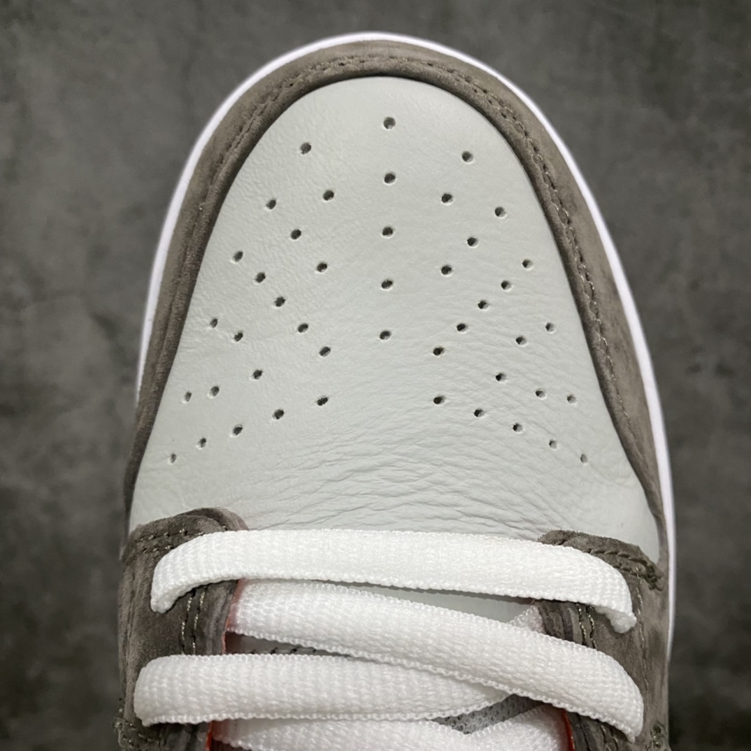 图片[5]-Top版本Crushed D.C x NK SB Dunk Low 联名款低帮休闲运动滑板鞋 白棕橙 DH7782-001 国内一线头部大厂出品 全新楦头 知名厂牌同源 品质毋庸置疑 实拍所见即所得 尺码：36 36.5 37.5 38 38.5 39 40 40.5 41 42 42.5 43 44 44.5 45 46-选品中心