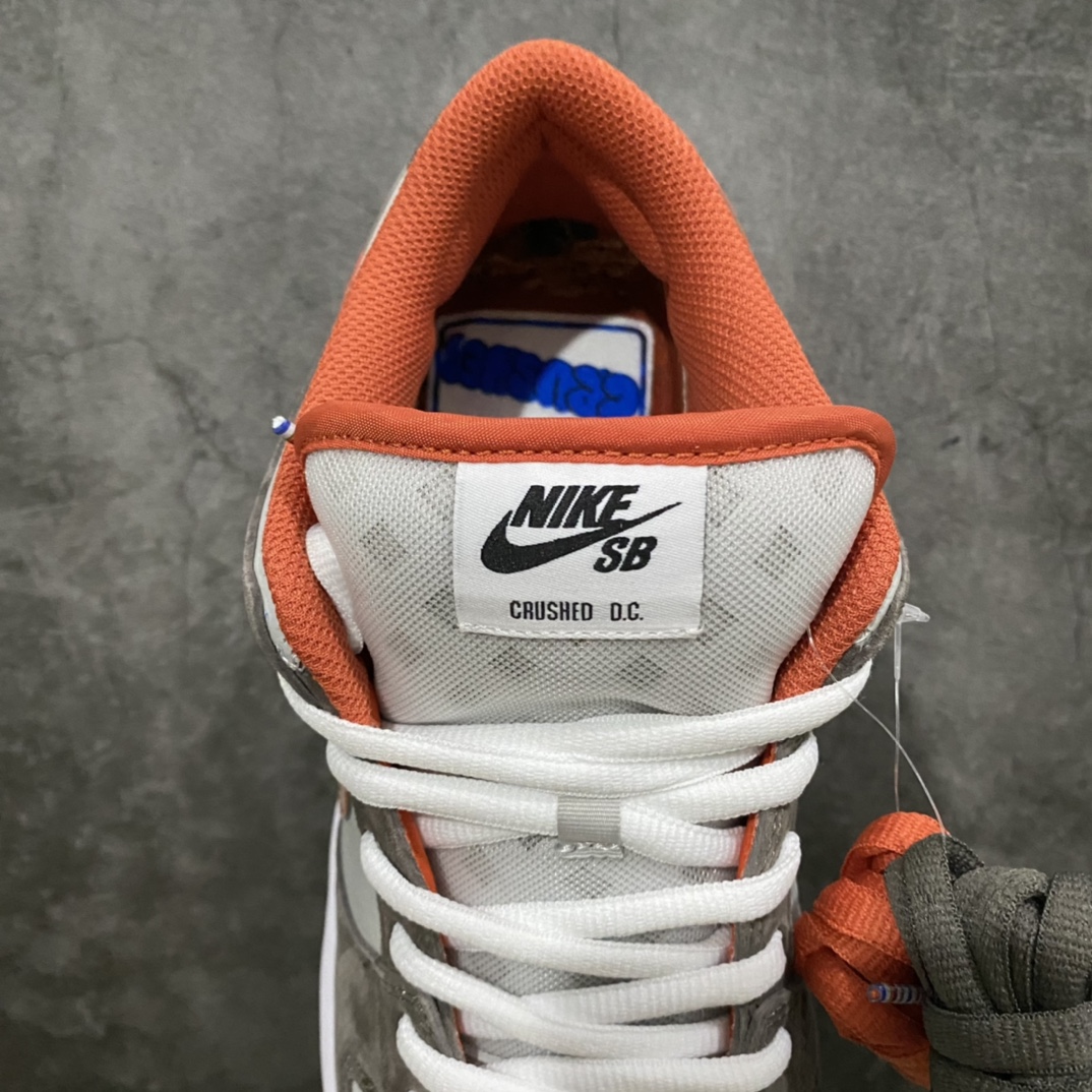 图片[8]-Top版本Crushed D.C x NK SB Dunk Low 联名款低帮休闲运动滑板鞋 白棕橙 DH7782-001 国内一线头部大厂出品 全新楦头 知名厂牌同源 品质毋庸置疑 实拍所见即所得 尺码：36 36.5 37.5 38 38.5 39 40 40.5 41 42 42.5 43 44 44.5 45 46-选品中心