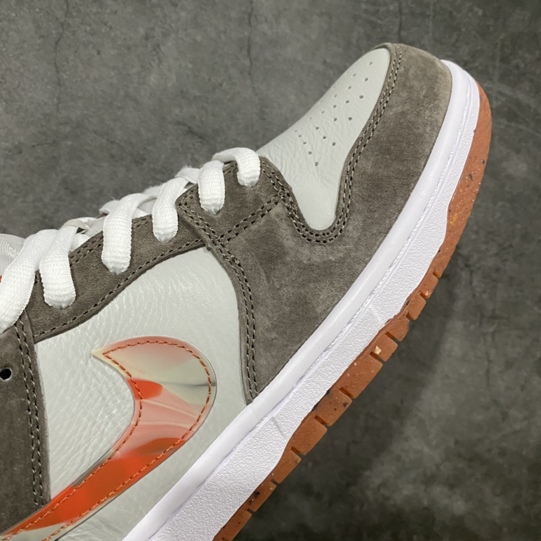图片[6]-Top版本Crushed D.C x NK SB Dunk Low 联名款低帮休闲运动滑板鞋 白棕橙 DH7782-001 国内一线头部大厂出品 全新楦头 知名厂牌同源 品质毋庸置疑 实拍所见即所得 尺码：36 36.5 37.5 38 38.5 39 40 40.5 41 42 42.5 43 44 44.5 45 46-选品中心