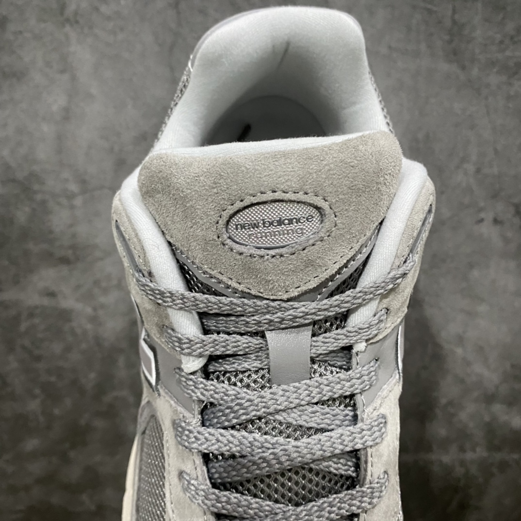 图片[8]-外贸纯原 新百伦NB New Balance 2002R元祖灰 原厂数据开发 原厂网纱 正确卡色皮料冲裁组合 匠心打造 耗时两个月开发完成 工艺极其复杂难度可想而知 新开独立私模大底 全网唯一正确做旧组合大底 高端零售专供产物 尺码：36/46.5-选品中心