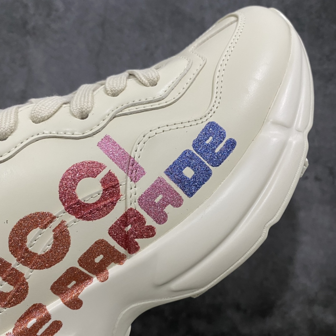 图片[6]-顶级代购版本Gucci老爹鞋 纯原代购级——全网最顶级Gucci老爹鞋 爆拆原版Gucci，区别通货，不不服来战‼️ 商品等级：纯原顶端货 商品材料：进口牛皮，全用电脑车制作 制作工艺：男款采用双针车，女款采用单针车，里面采用舒适度最高又耐磨的羊皮（高端大气），极其舒适的脚感，贴合脚部，精密3D打印彩图搭配，独家原版材质，原版一致的TPU➕PU 发泡组合大底，底加内增高厚度6CM（瞬间高大上），与专柜同重量，上脚轻盈倍感舒适。同时采用原版套楦工艺，鞋身鞋头线条弧度一切细节完美复刻 款式类别：官网同步，最新VER时尚老爹鞋履，柔软舒适，透气防滑 四季常年供货 尺码：35-40女 39-44男（情侣款） (女码34；男码38.45.46可定做，其中45.46➕10）-选品中心