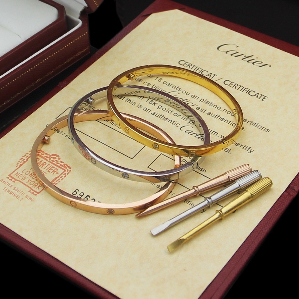 Cartier 六代手镯Cartier 卡地亚官网最新发布