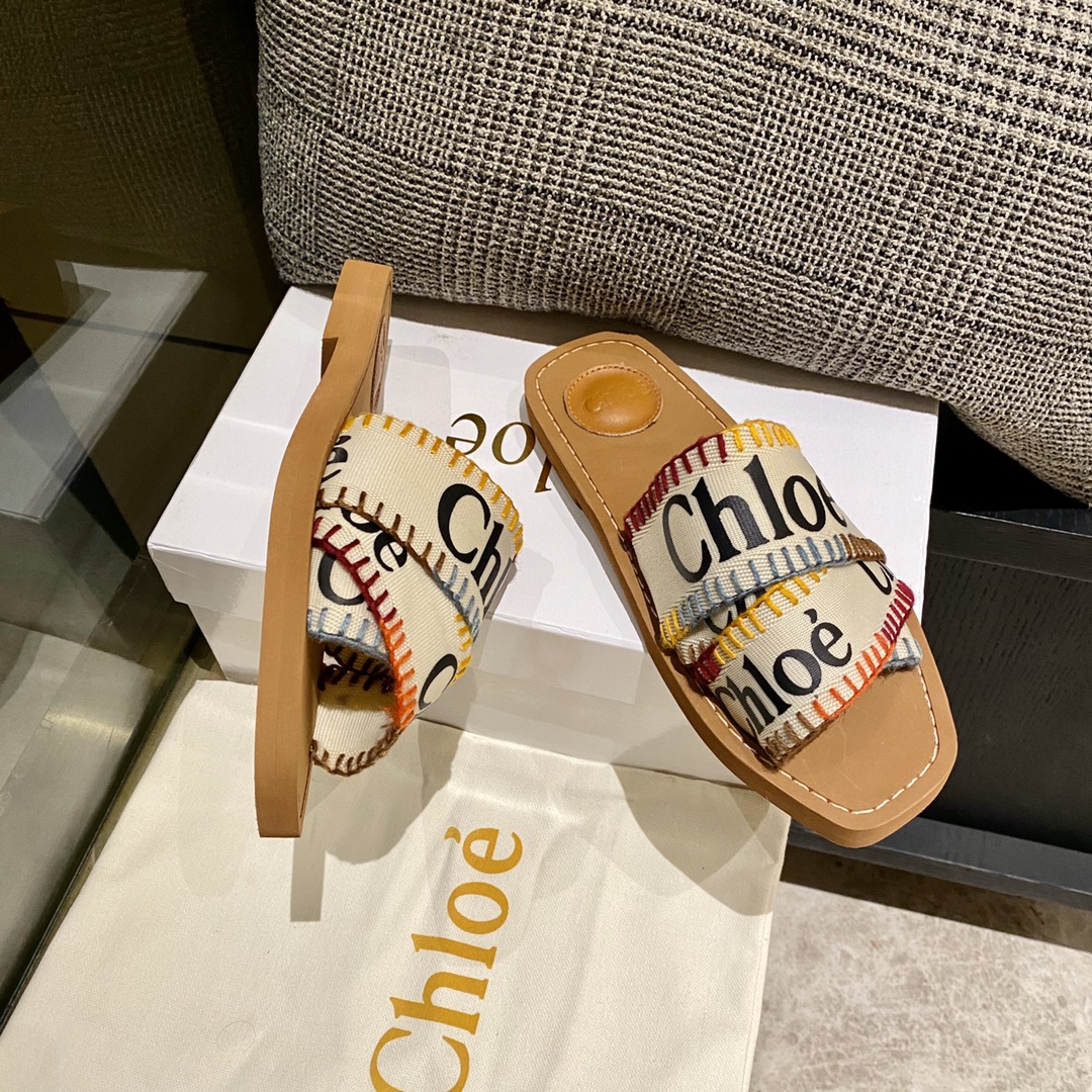 Chloe’s High-Quality Roman Slippers: Durable, Customizable, and Stylish - 图片 8