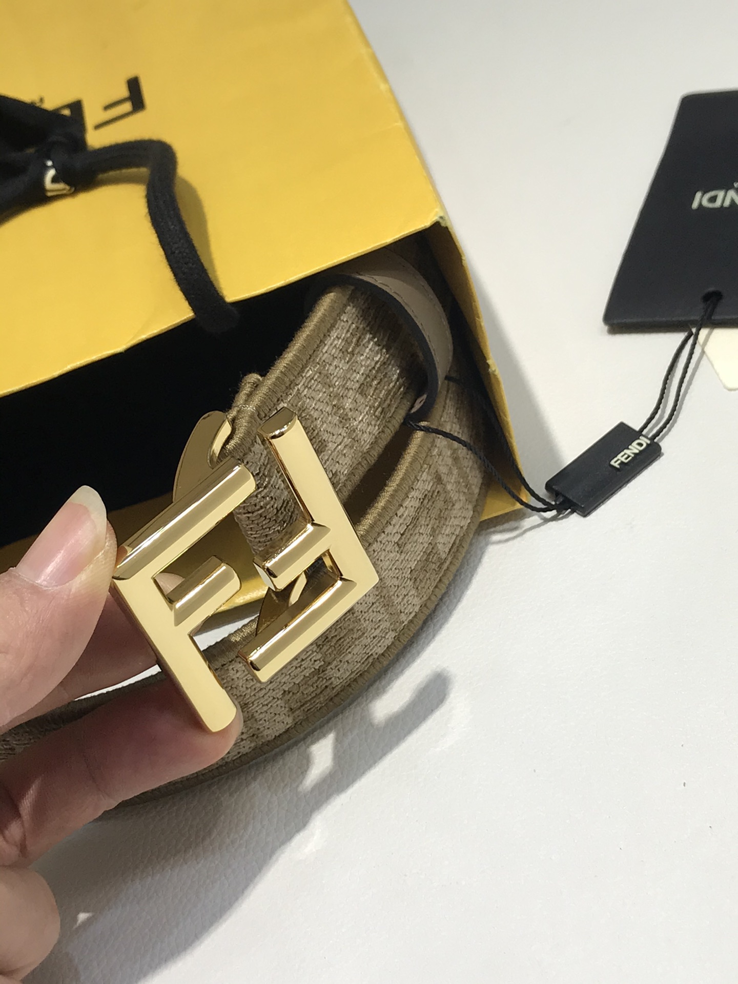 配送专柜包装打孔针宽35MM原版提花
