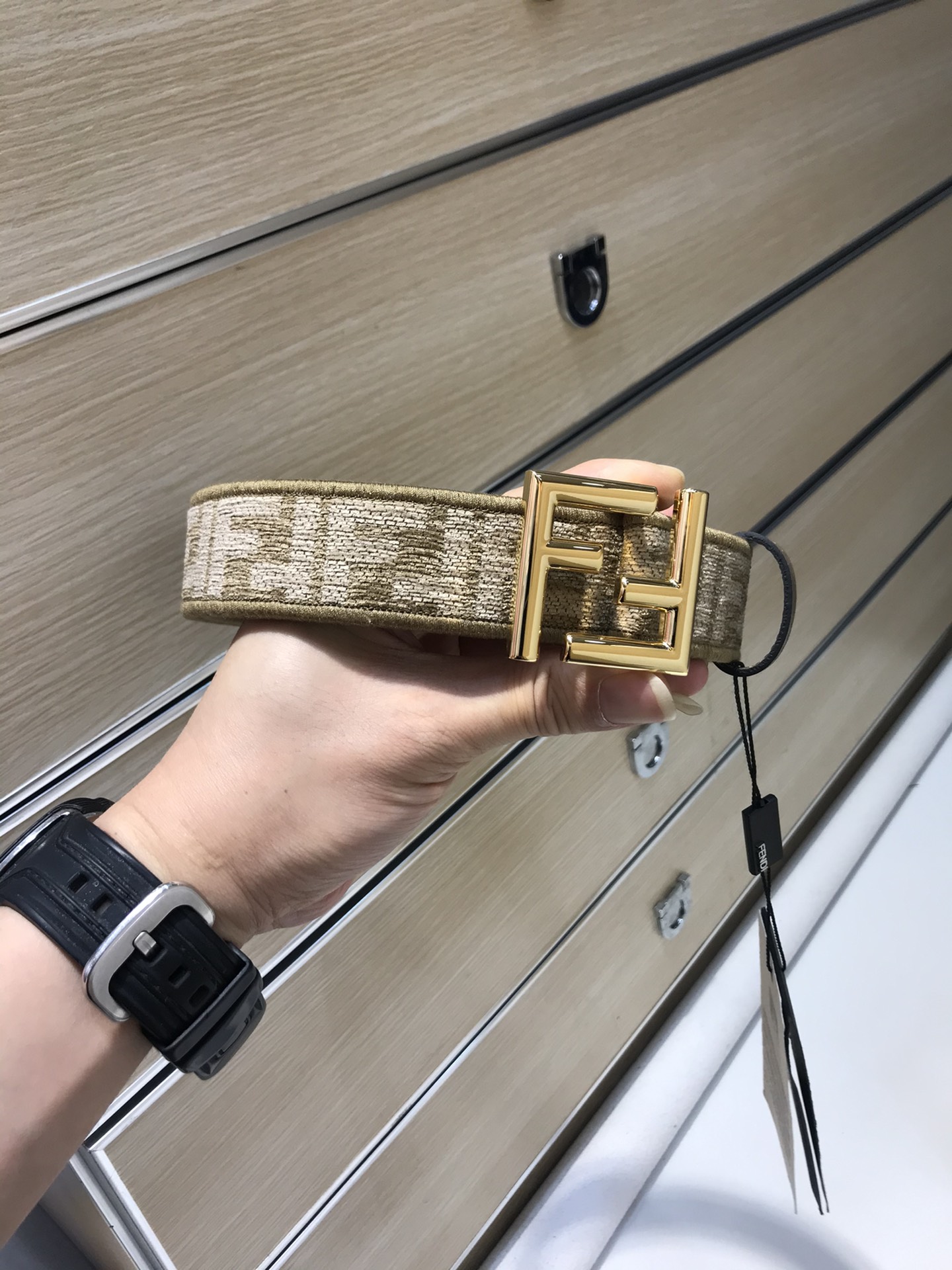 配送专柜包装打孔针宽35MM原版提花