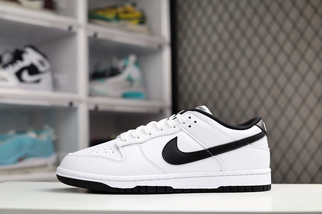H0 Nike Dunk SB Low 黑白 高街百搭休闲板鞋 大厂出品 极力推荐原装头层材料 独家版型蒸餾加工帶來的是更好的视觉和脚感体验大厂纯原品质出货 清洁度 电绣工艺 皮料切割干净无任何毛边 细节完美