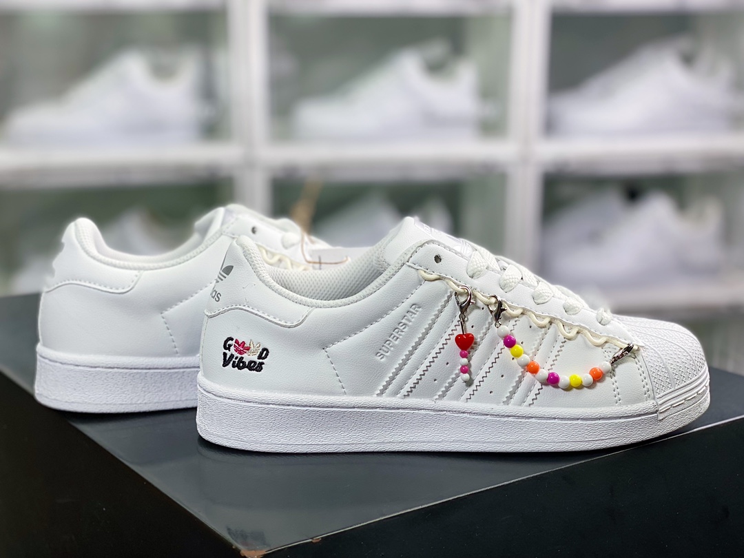 Originals Superstar ”Whit Black Beaded” shell head series low-top classic all-match casual sports shoes ”white and black color beaded ice cream hanging chain” HP7828