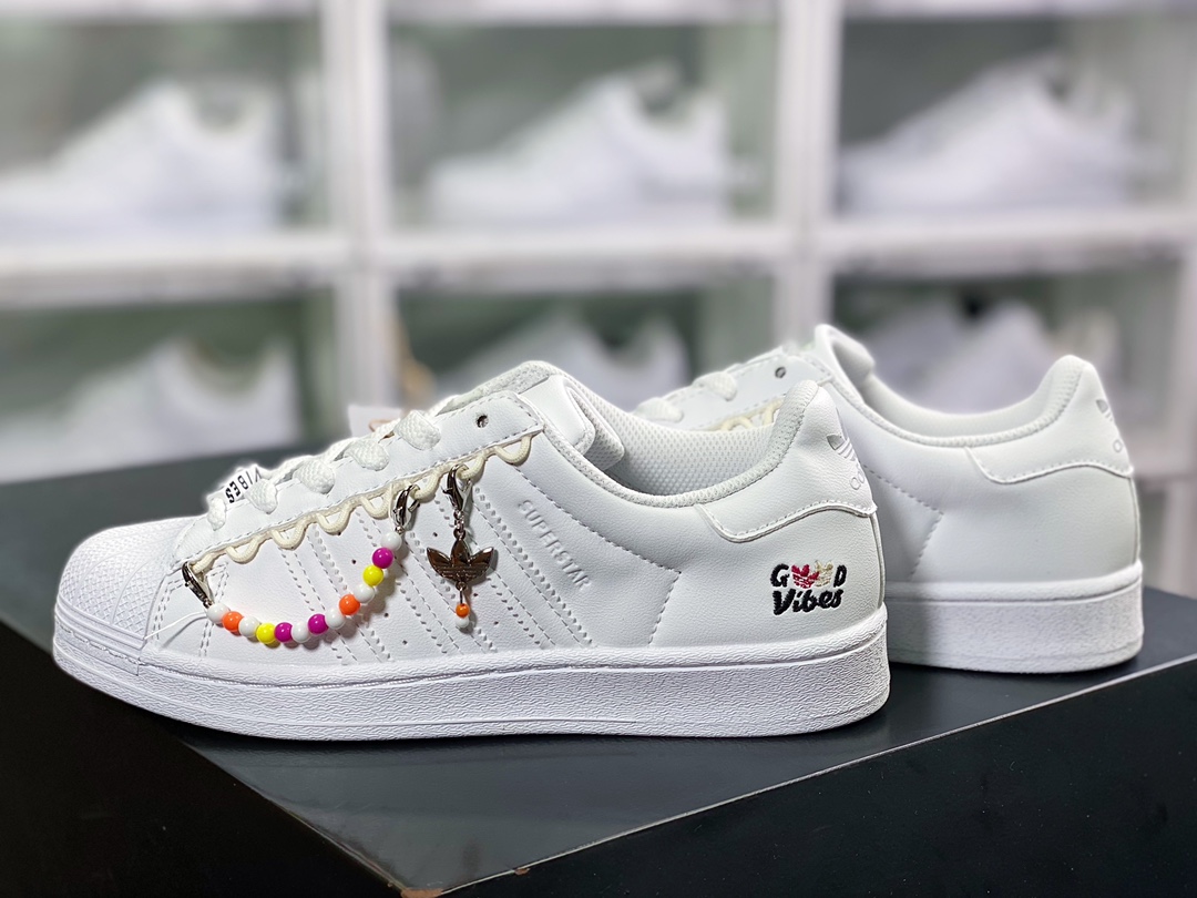 Originals Superstar ”Whit Black Beaded” shell head series low-top classic all-match casual sports shoes ”white and black color beaded ice cream hanging chain” HP7828