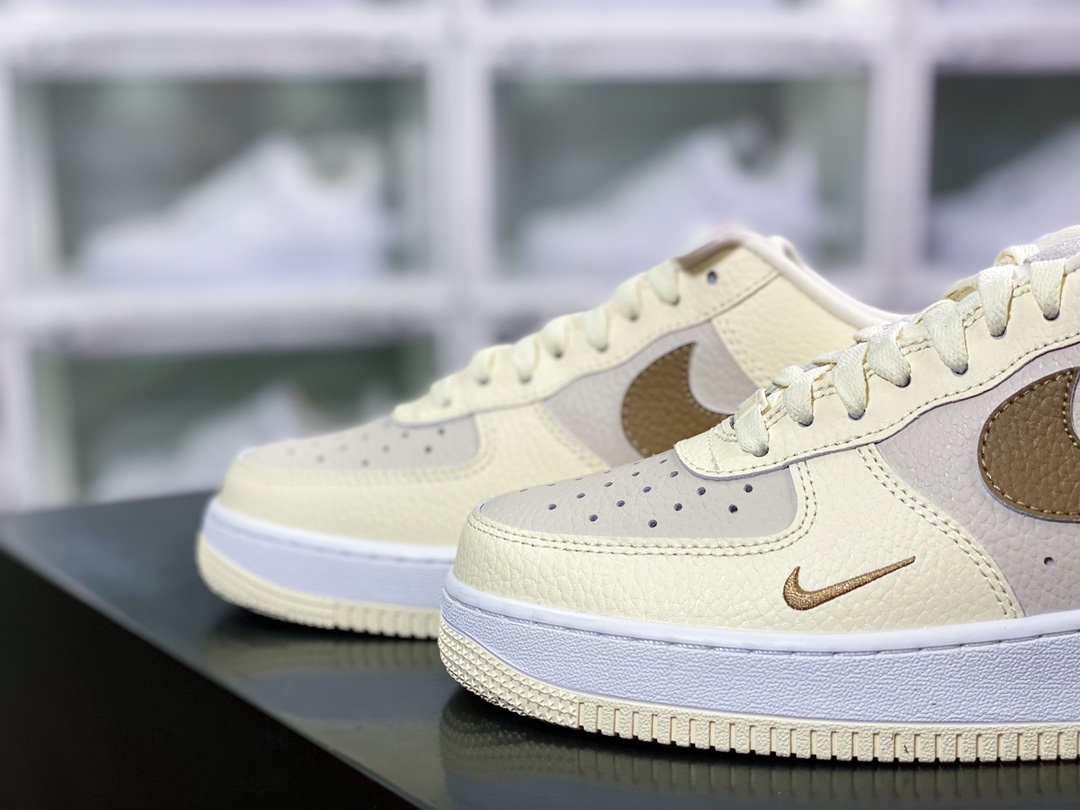 200  Air Force 1’07 QS”Milk White/Brown”空军一号经典低帮百搭休闲运动板鞋FB8483-100