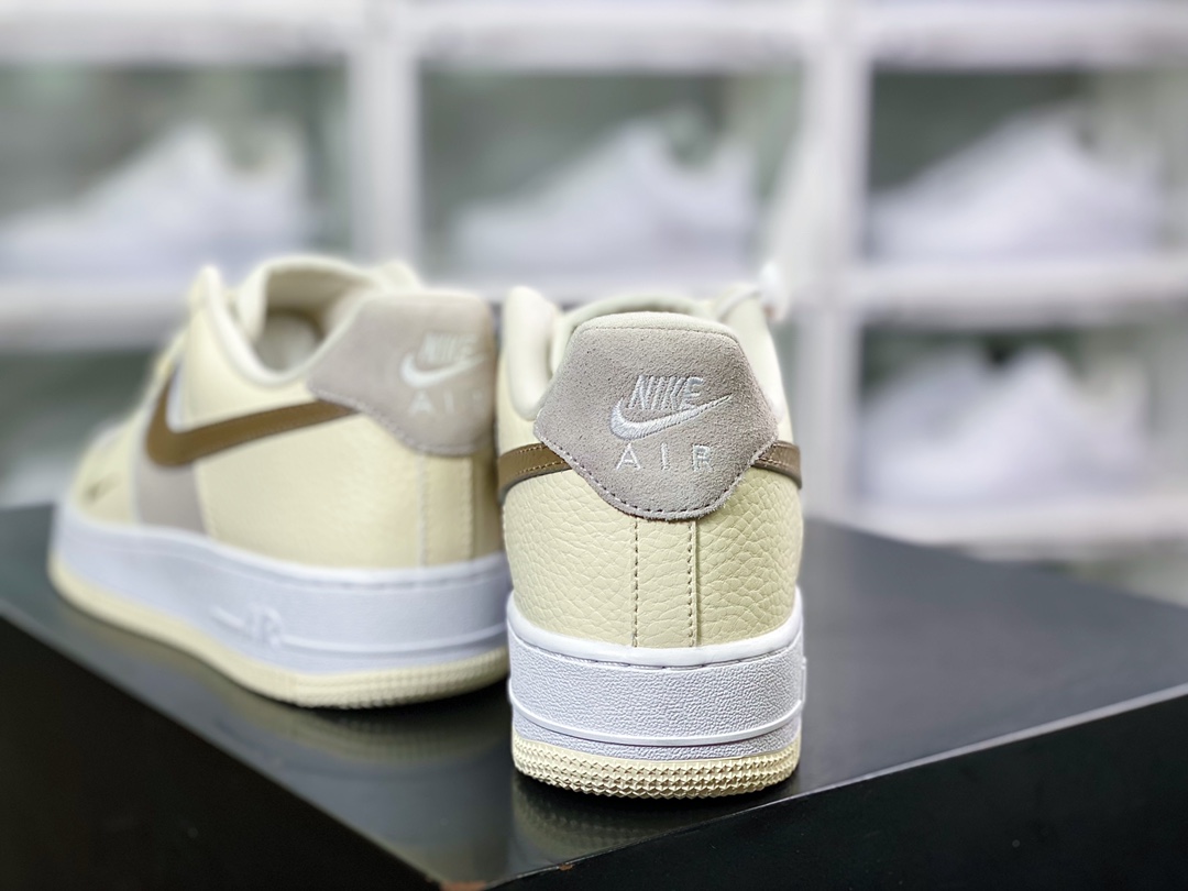 200  Air Force 1’07 QS”Milk White/Brown”空军一号经典低帮百搭休闲运动板鞋FB8483-100