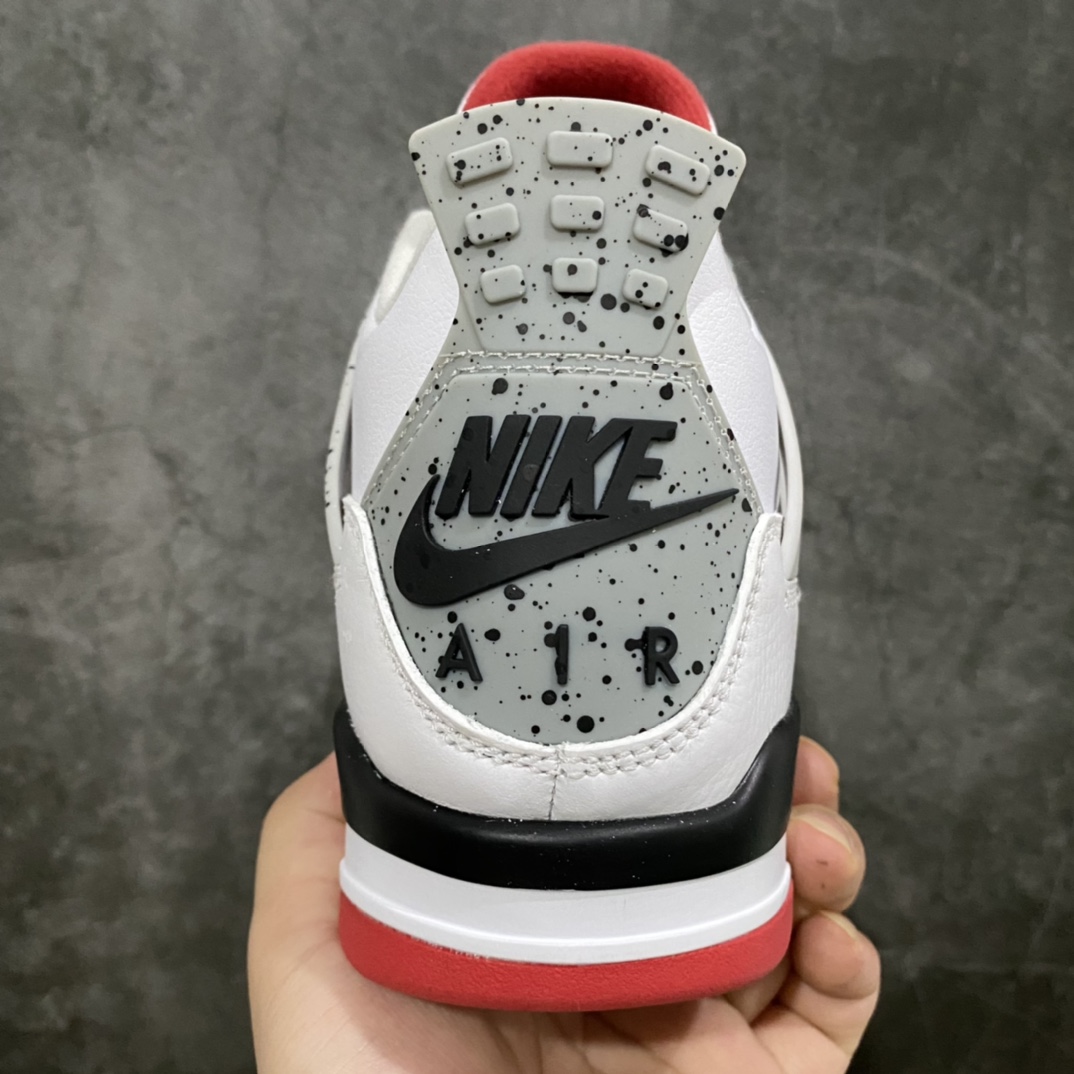 图片[4]-新DT纯原 Air Jordan AJ4 Retro 白蓝红鸳鸯 CI1184-146 目前市场上众多版本中最好的一个版本 原鞋开发原楦原纸板同源开发 完美呈现乔4的版型 内侧正确双色网格 还原细节 原厂皮料 正确气垫颜色 正确网格工艺 正确拉帮工艺 全鞋原装材料制作 原档案原模具打造 支持全方位与正品对比 尺码：40 40.5 41 42 42.5 43 44 44.5 45 46 47.5-选品中心
