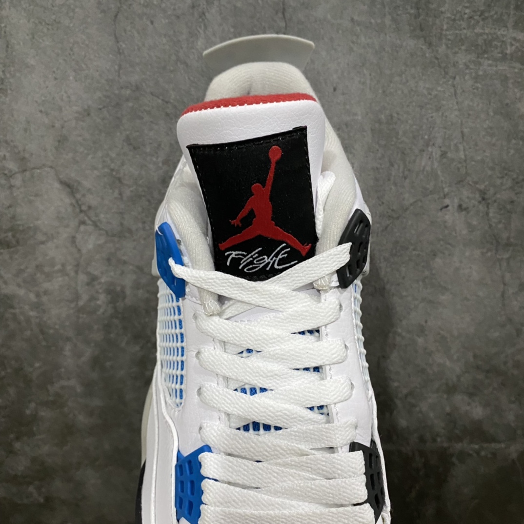 图片[8]-新DT纯原 Air Jordan AJ4 Retro 白蓝红鸳鸯 CI1184-146 目前市场上众多版本中最好的一个版本 原鞋开发原楦原纸板同源开发 完美呈现乔4的版型 内侧正确双色网格 还原细节 原厂皮料 正确气垫颜色 正确网格工艺 正确拉帮工艺 全鞋原装材料制作 原档案原模具打造 支持全方位与正品对比 尺码：40 40.5 41 42 42.5 43 44 44.5 45 46 47.5-选品中心