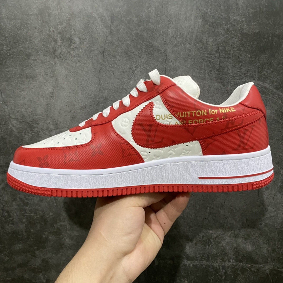 图片[2]-莞产LV x Air Force 1白红 目前市场最正确版 懂货的来 正确的钩子大小 （市面版本过小） 正确老花 压花比例以及各位置正确的对位！ 正确鞋舌长度及厚度（市面要么过短要么过长过薄） 正确鞋带孔8个（女鞋为7个） 正确鞋头冲孔数量（除最外排固定2个 其余没排女码比男码少1个） 目前此版本 尺码：38-45🐎 另有其他版本供应！-选品中心