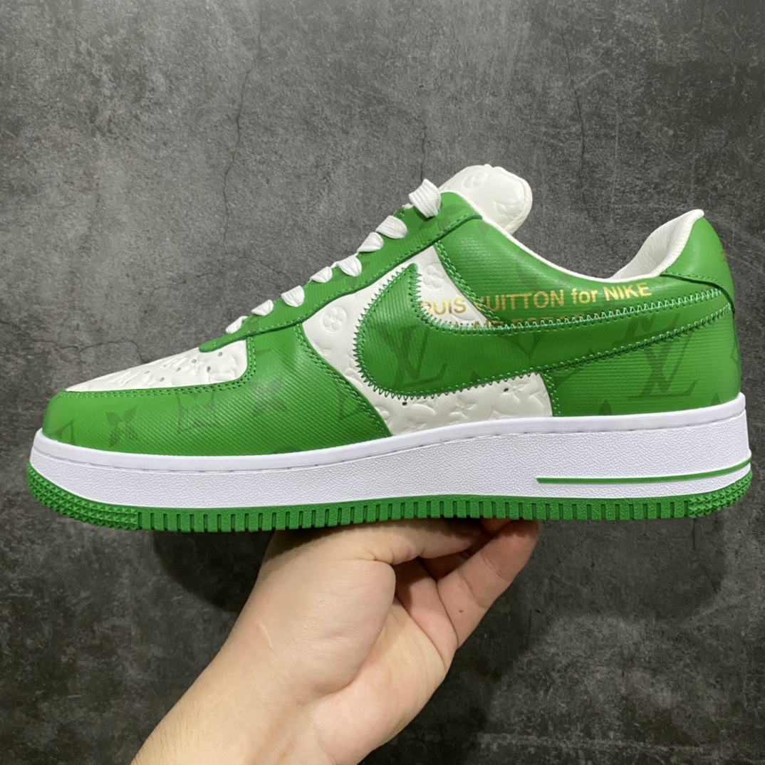 图片[2]-莞产LV x Air Force 1白绿 目前市场最正确版 懂货的来 正确的钩子大小 （市面版本过小） 正确老花 压花比例以及各位置正确的对位！ 正确鞋舌长度及厚度（市面要么过短要么过长过薄） 正确鞋带孔8个（女鞋为7个） 正确鞋头冲孔数量（除最外排固定2个 其余没排女码比男码少1个） 目前此版本 尺码：38-45🐎 另有其他版本供应！-选品中心